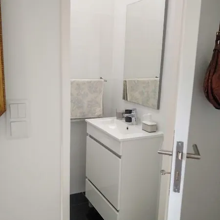 Casa Da Tia Adozinda * Lisboa